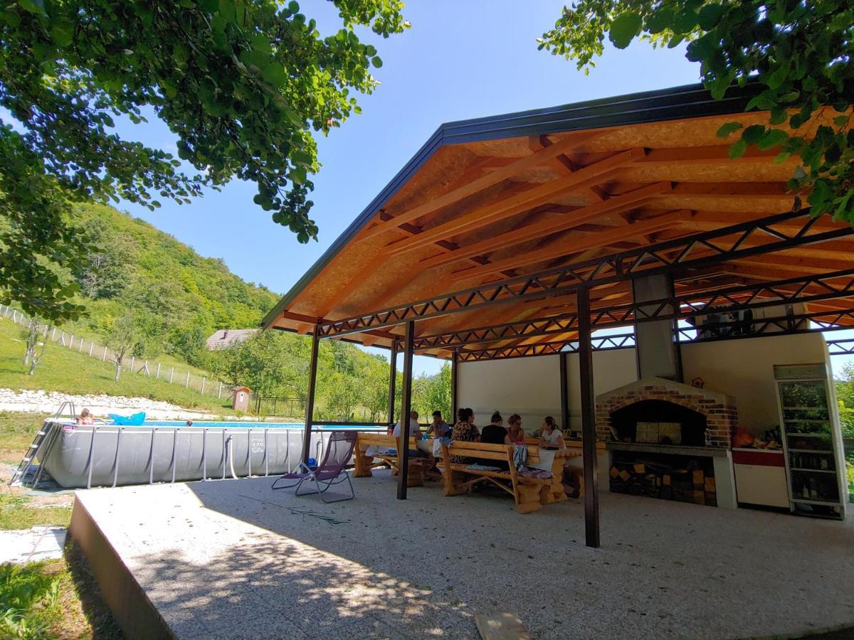 Kuca U Sumi - Forest House Near National Park Una - Air Spa Lohovo Bihać Exterior foto